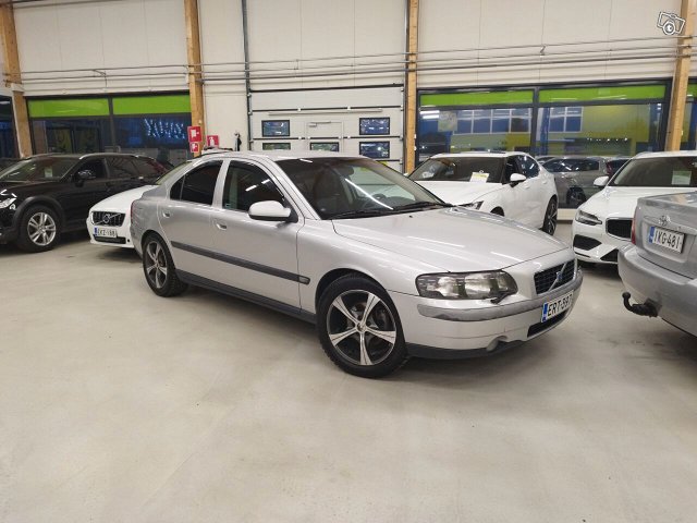 Volvo S60