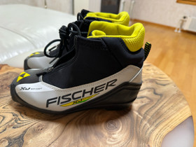 Monot Fischer k 35, Hiihto, Urheilu ja ulkoilu, Pyhtää, Tori.fi Monot Fischer k 35, Hiihto, Urheilu ja ulkoilu, Pyhtää, Tori.fi