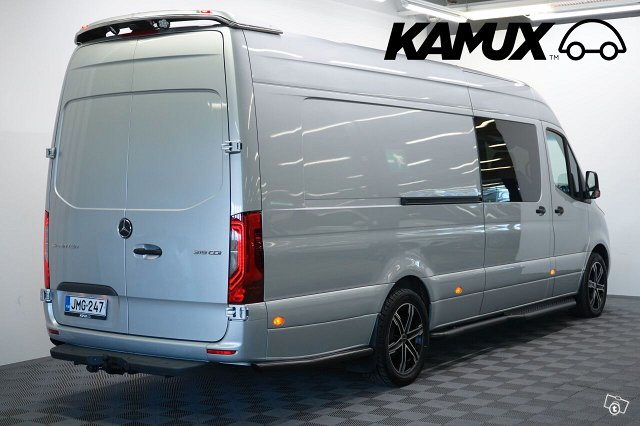 Mercedes-Benz Sprinter 4