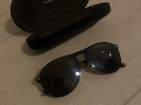 Tom Ford aurinkolasit, Muut asusteet, Asusteet ja kellot, Vaasa, Tori.fi Tom Ford aurinkolasit, Muut asusteet, Asusteet ja kellot, Vaasa, Tori.fi