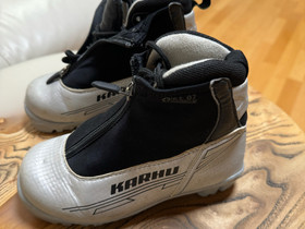 Karhu monot koko 30, Hiihto, Urheilu ja ulkoilu, Pyhtää, Tori.fi Karhu monot koko 30, Hiihto, Urheilu ja ulkoilu, Pyhtää, Tori.fi