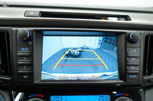 Toyota RAV4 18