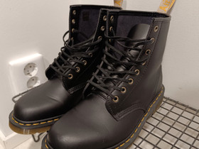 Dr. Martens koko 45, Vaatteet ja kengät, Turku, Tori.fi Dr. Martens koko 45, Vaatteet ja kengät, Turku, Tori.fi
