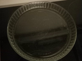 Lasinen piirakkavuoka, Ruokailuastiat ja aterimet, Keittiötarvikkeet ja astiat, Oulu, Tori.fi Lasinen piirakkavuoka, Ruokailuastiat ja aterimet, Keittiötarvikkeet ja astiat, Oulu, Tori.fi
