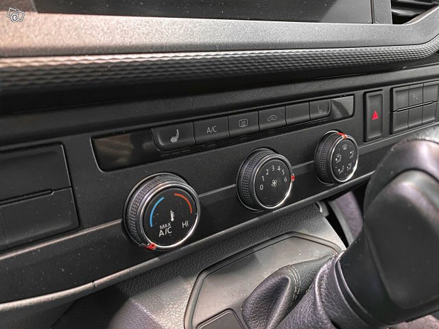 Volkswagen Transporter 25