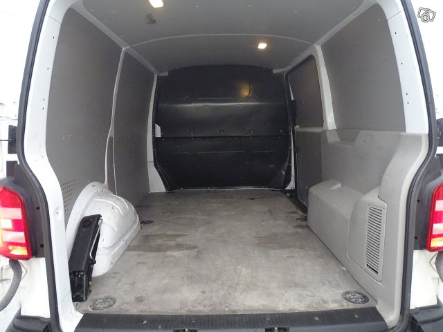 Volkswagen Transporter 12