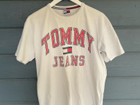 Tommy Jeans t-paita