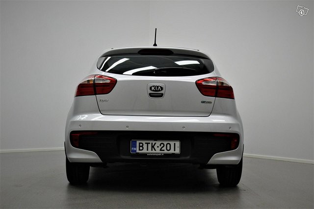 Kia Rio 4