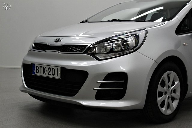 Kia Rio 12