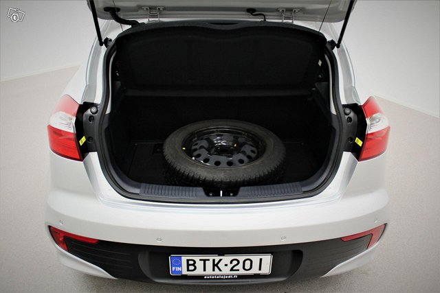 Kia Rio 16