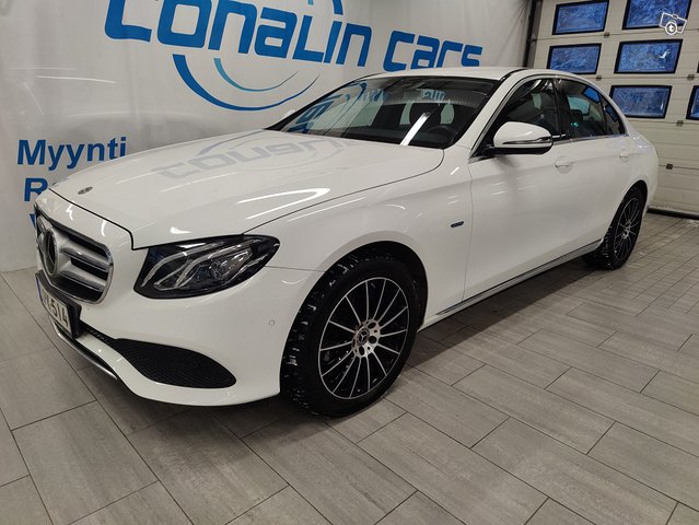 Mercedes-Benz E, kuva 1