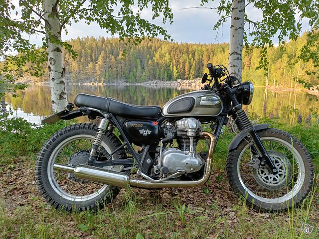 Kawasaki W650 Scrambler, kuva 1
