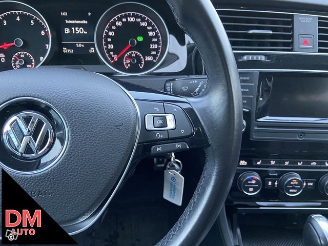 Volkswagen Golf 17