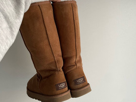 Ugg, Vaatteet ja kengät, Espoo, Tori.fi Ugg, Vaatteet ja kengät, Espoo, Tori.fi