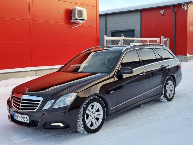 Mercedes-Benz E, kuva 1