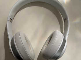 Beats Solo 2 langalliset, Audio ja musiikkilaitteet, Viihde-elektroniikka, Tampere, Tori.fi Beats Solo 2 langalliset, Audio ja musiikkilaitteet, Viihde-elektroniikka, Tampere, Tori.fi