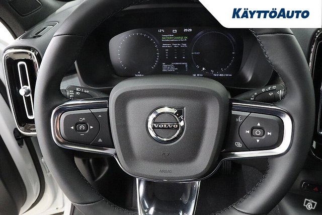 Volvo XC40 21