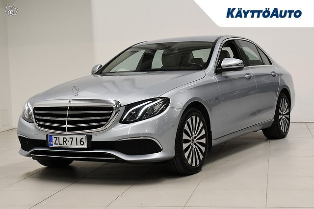 MERCEDES-BENZ E