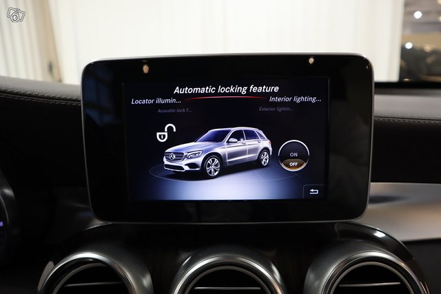 Mercedes-Benz GLC 17
