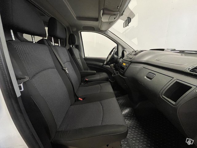 Mercedes-Benz Vito 16