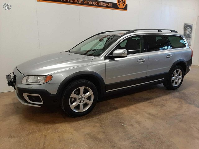 Volvo XC70 2