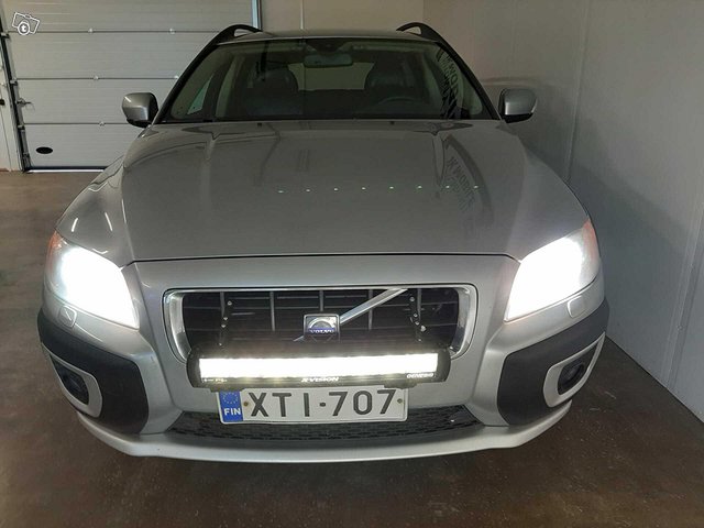Volvo XC70 6