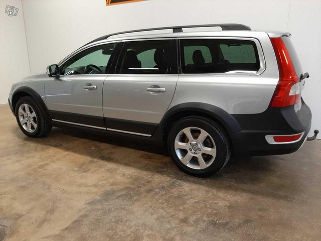 Volvo XC70 11