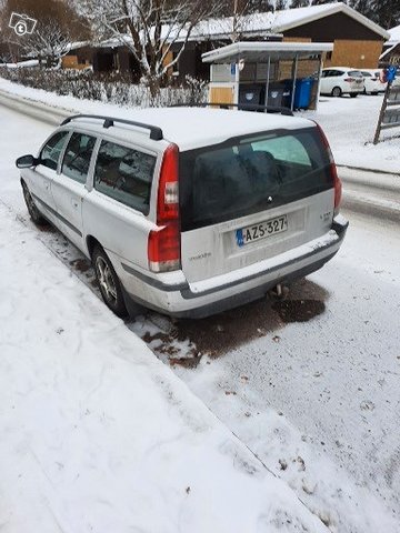 Volvo V70, kuva 1