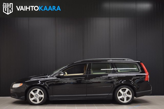 Volvo V70 3