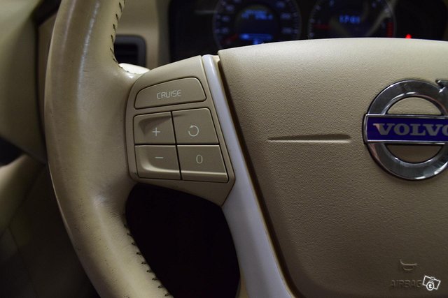 Volvo V70 16