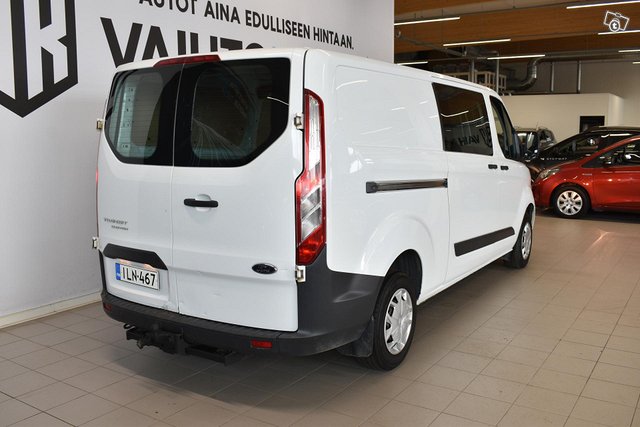 Ford Transit Custom 8