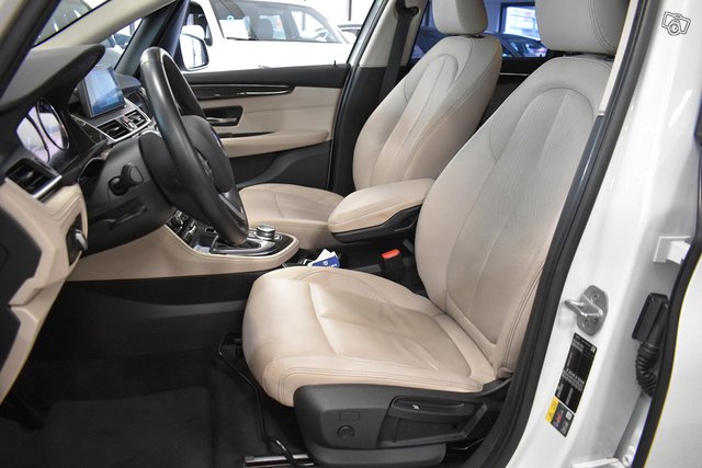 BMW 225 12