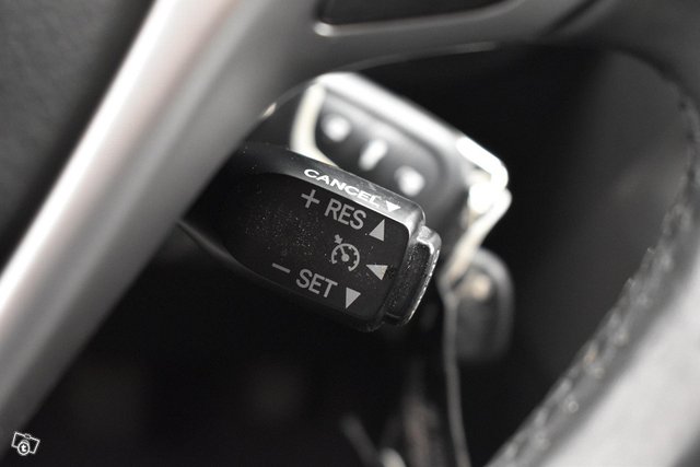Toyota Verso 21