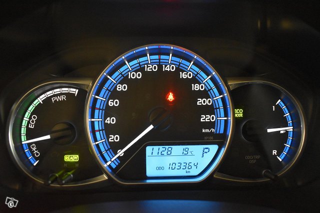 Toyota Yaris 18