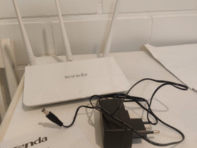 Reititin., Verkkotuotteet, Tietokoneet ja lisälaitteet, Iisalmi, Tori.fi Reititin., Verkkotuotteet, Tietokoneet ja lisälaitteet, Iisalmi, Tori.fi