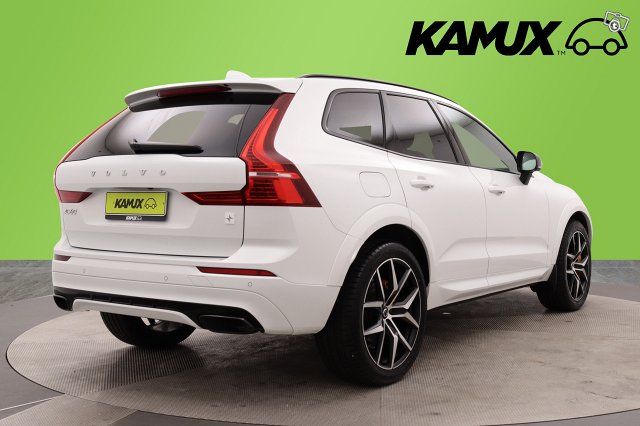 Volvo XC60 4