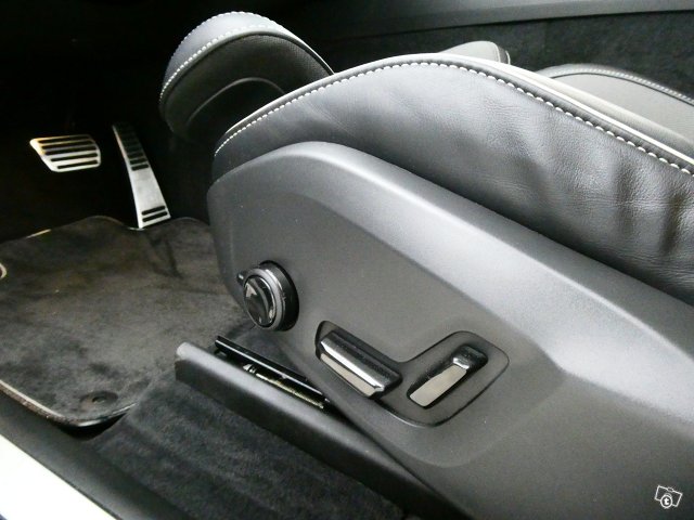Volvo XC60 12