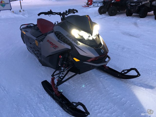 Ski-Doo MX Z 6