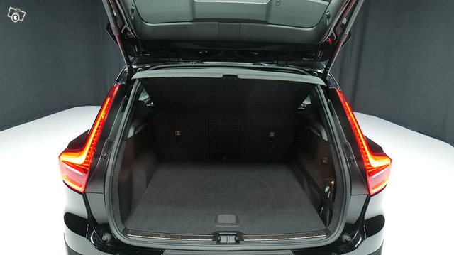 Volvo XC40 14