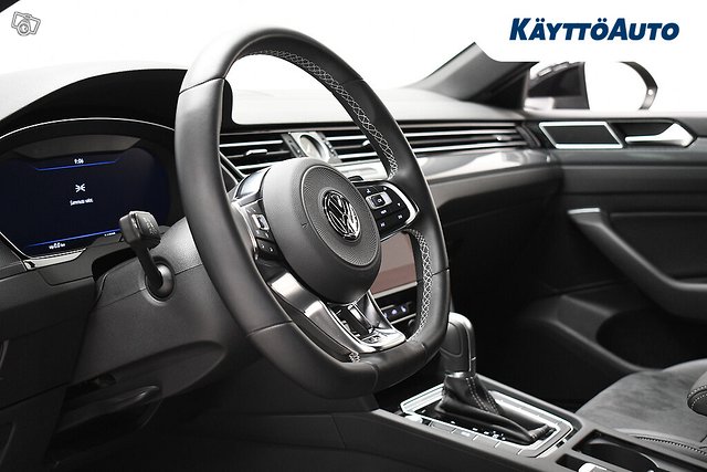 VOLKSWAGEN Arteon 10