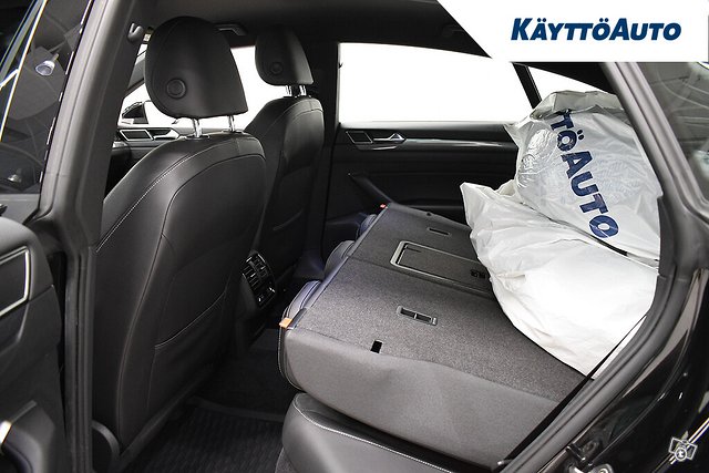 VOLKSWAGEN Arteon 18