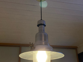 Ikea valaisin, Valaisimet, Sisustus ja huonekalut, Nurmijärvi, Tori.fi Ikea valaisin, Valaisimet, Sisustus ja huonekalut, Nurmijärvi, Tori.fi