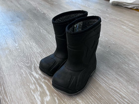 Vuorelliset kumpparit 24, Lastenvaatteet ja kengät, Seinäjoki, Tori.fi Vuorelliset kumpparit 24, Lastenvaatteet ja kengät, Seinäjoki, Tori.fi