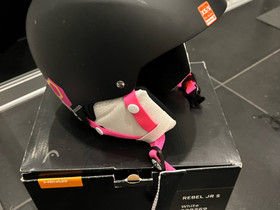 Laskettelukypärä rebel jr, Laskettelu ja lautailu, Urheilu ja ulkoilu, Jämsä, Tori.fi Laskettelukypärä rebel jr, Laskettelu ja lautailu, Urheilu ja ulkoilu, Jämsä, Tori.fi