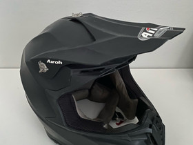 Airoh mopo/ crossikypärä (M), Ajoasut, kengät ja kypärät, Mototarvikkeet ja varaosat, Lapua, Tori.fi Airoh mopo/ crossikypärä (M), Ajoasut, kengät ja kypärät, Mototarvikkeet ja varaosat, Lapua, Tori.fi