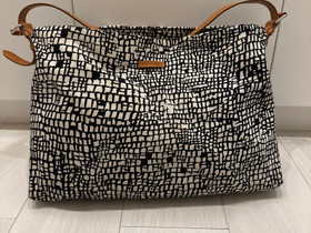 Marimekko Adala-laukku, Laukut ja hatut, Asusteet ja kellot, Helsinki, Tori.fi Marimekko Adala-laukku, Laukut ja hatut, Asusteet ja kellot, Helsinki, Tori.fi