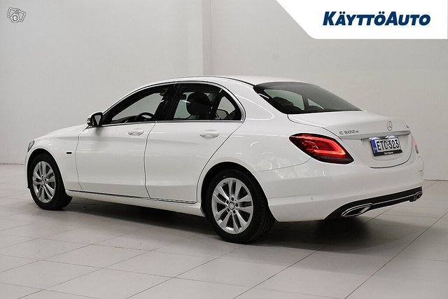 MERCEDES-BENZ C 6