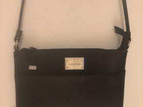 Pieni Calvin Klein crossbody laukku, Laukut ja hatut, Asusteet ja kellot, Jrvenp, Tori.fi