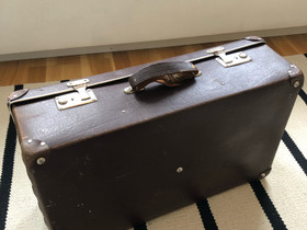 Nahkainen matkalaukku, vintage, Laukut ja hatut, Asusteet ja kellot, Helsinki, Tori.fi Nahkainen matkalaukku, vintage, Laukut ja hatut, Asusteet ja kellot, Helsinki, Tori.fi