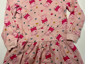 Pipsa possu mekko 140cm, Lastenvaatteet ja kengät, Seinäjoki, Tori.fi Pipsa possu mekko 140cm, Lastenvaatteet ja kengät, Seinäjoki, Tori.fi